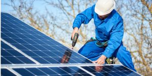 Installation Maintenance Panneaux Solaires Photovoltaïques à Saint-Genest-Lachamp
